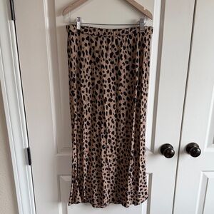 GAP Tan and Black Spotted Midi Skirt